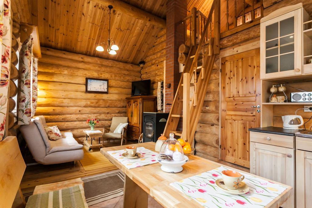 Koru Cottage Laagri Szoba fotó